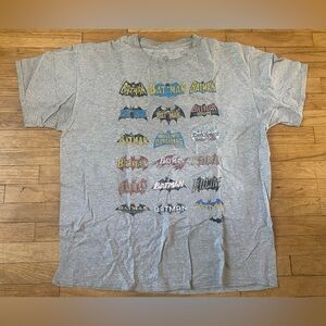 Batman logos t-shirt size XL
